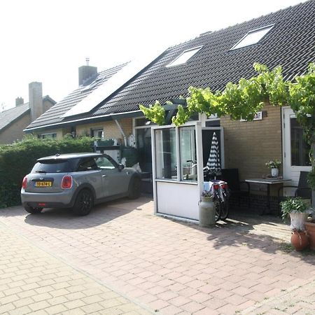Bed & Breakfast Klokgaaf De Koog  Exteriör bild