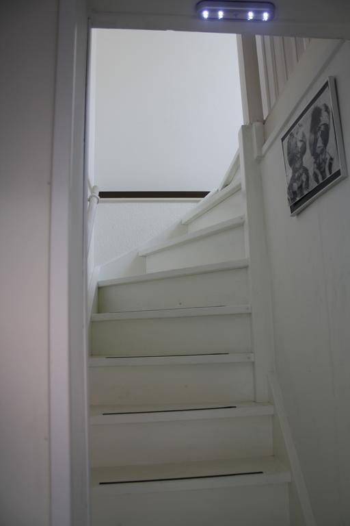 Bed & Breakfast Klokgaaf De Koog  Rum bild