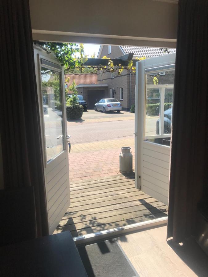 Bed & Breakfast Klokgaaf De Koog  Exteriör bild