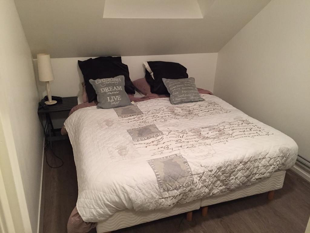 Bed & Breakfast Klokgaaf De Koog  Exteriör bild